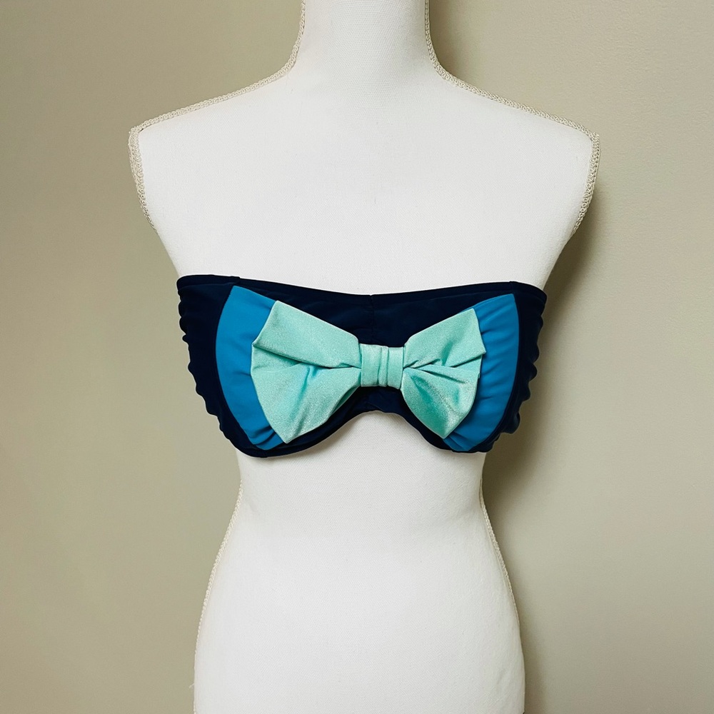VM Bikini Top